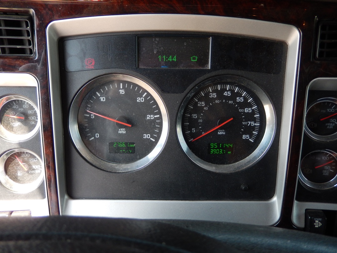 2012 KENWORTH T660 - Image 21